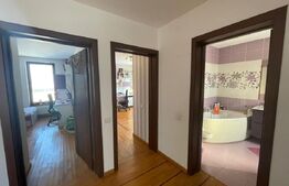 Vila cu finisaje moderne 440 mp, teren 1200 mp, Harman