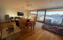 Vila cu finisaje moderne 440 mp, teren 1200 mp, Harman