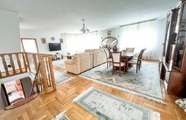 Vila deosebita de 534 mp, 1800 mp, terasa, Codlea 