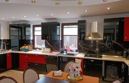 Casa Brasov- Premium - garaj , 6 camere, terasa, curte, mobilata