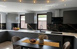 Casa Bunloc - Brasov- Premium - garaj , 6 camere, terasa, curte, mobilata