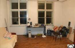 47 mp la o camera pe Memorandumului!