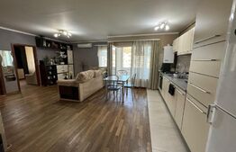 Apartament 3 camere, 65 mp, parcare, zona Florilor 