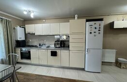 Apartament 3 camere, 65 mp, parcare, zona Florilor 