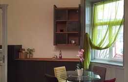 Vanzare apartament 2 camere, 45 mp, loc de parcare, zona centrala