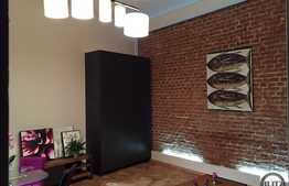 Vanzare apartament 2 camere, 45 mp, loc de parcare, zona centrala