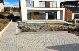 Casa individuala de vanzare, 140 mp , 770 teren, zona lac Chinteni 