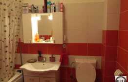 Apartament modern cu 3 camere, 56 mp, pod de 10 mp, parcare! Zona Terra!