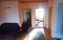 Casa de vacanta cu vedere panoramica, 1305 mp teren, Bran