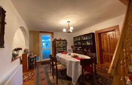 Casa pretabila pentru pensiune SPA, 200 mp utili, 1000 mp teren, Tarlungeni