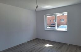 Garsonieră de vânzare, 40 mp, în Sânpetru