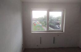 2 case individuale, 6 cam, 200 mp Sannicoara