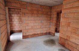 Apartament 3 camere, terasa de 60mp, parcare, zona Ira 