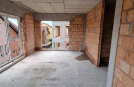 Apartament 3 camere, terasa de 60mp, parcare, zona Ira 