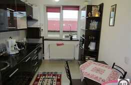 De vanzare apartament 3 camere, 65 mp, parcare, zona strazii Nicolae Draganu