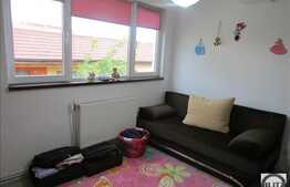 De vanzare apartament 3 camere, 65 mp, parcare, zona strazii Nicolae Draganu