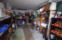 Casa de vacanta sau de locuit P+M de 96 mp, cu teren de 800 mp, Bran-Sohodol