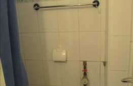 Apartament de inchiriat cu 1 camera, decomandat, zona Piata Mihai Viteazul