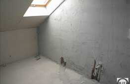 Mansarda 1 camera, 34 mp, zona Unicarm! Posibilitate RATE! Semifinisata!