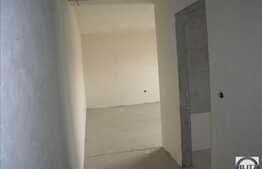 Apartament 1 camera, 40 mp, decomandat, semifinisat! Zona magazinului Unicarm!