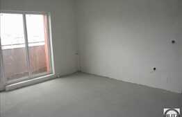 Apartament 1 camera, 40 mp, decomandat, semifinisat! Zona magazinului Unicarm!