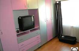 Apartament cu 2 camere, 90 mp, la mansarda unei vile, zona Scolii de Politie