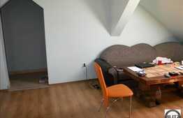 Apartament cu 2 camere, 90 mp, la mansarda unei vile, zona Scolii de Politie