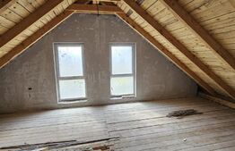 Casa de 140 mp, 5 camere, teren 330 mp, zona Sanpetru