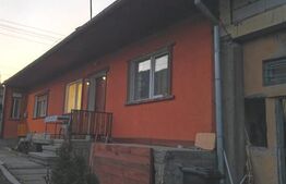 Casă de 2 camere, teren 632 mp, zona Turcheș, Săcele