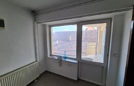 Casa, proprietate pretabila pentru sediu de firma + hala productie