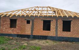 Casa 129mp utili, 500 mp, incalzire in pardoseala, Sanpetru