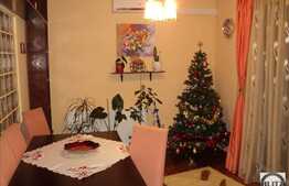 Vanzare 2 camere, 51 mp, decomandat, zona magazinului Unicarm! Parcare!