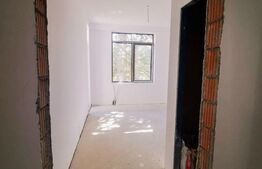 Pensiune semifinisata, 600mp utili, 18 camere, Predeal