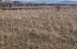 Teren intravilan Sanpetru- 811mp o parcela -sunt 3 parcele, front 18 m liniari 