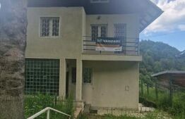 CASĂ cu semineu ,6 camere , ȘIRNEA 1000 mp teren, zona linistita .