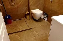 Casa 5 camere, IZVOR