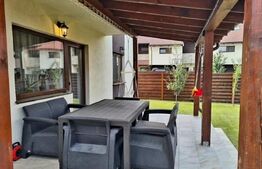 Casa 5 camere, IZVOR