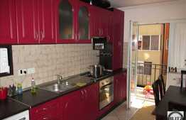 Vanzare 3 camere, balcon, etaj intermediar, zona Eroilor! Parcare cu CF!