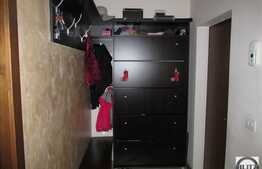 Vanzare 3 camere, balcon, etaj intermediar, zona Eroilor! Parcare cu CF!