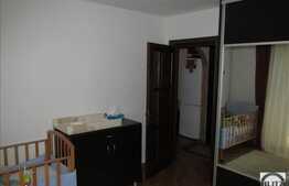 Vanzare 3 camere, balcon, etaj intermediar, zona Eroilor! Parcare cu CF!