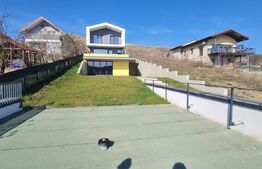 Casa 184 mp , vedere spre Lac, Campenesti