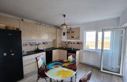 Casa insiruita in Sanpetru