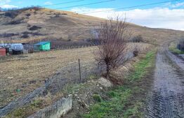 Teren intravilan 1864 mp, cu casa veche, utilitati, Apahida