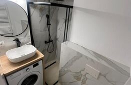 Apartament 3 camere si doua bai 75mp etaj intermediar bloc nou
