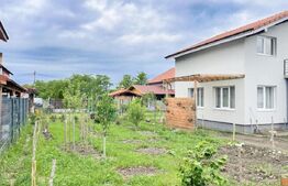 Casă individuală, finisată, 4 camere, 407 mp teren, Jucu