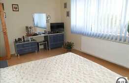 3 camere, 96 mp, parcare, sistem de alarma, zona strazii Fagului!