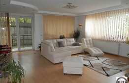 3 camere, 96 mp, parcare, sistem de alarma, zona strazii Fagului!