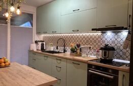 Casa moderna tip duplex in Sanpetru, 74mp 