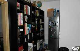 3 camere, 65 mp utili, loc de parcare, boxa la subsol, zona strazii Horea