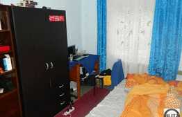 Vanzare apartament cu 4 camere, decomandat, 96 mp